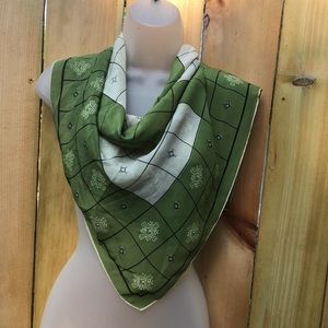 Ben Goodman Hand Rolled All Rayon Water Repellent Square Scarf Retro